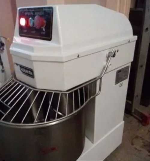 Тестомес Hurakan HKN-20SN