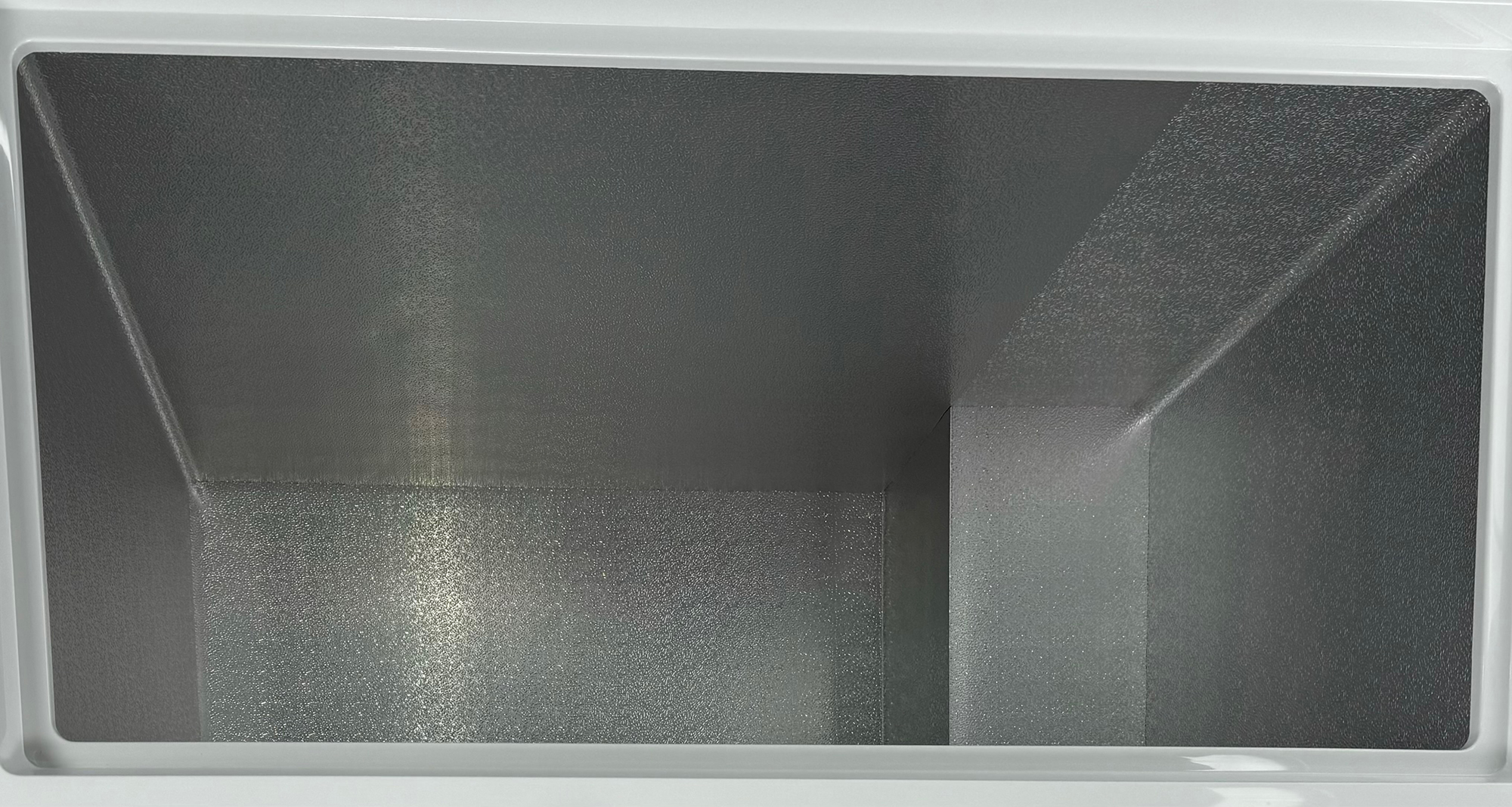 Ларь морозильный Hurakan HKN-BD300